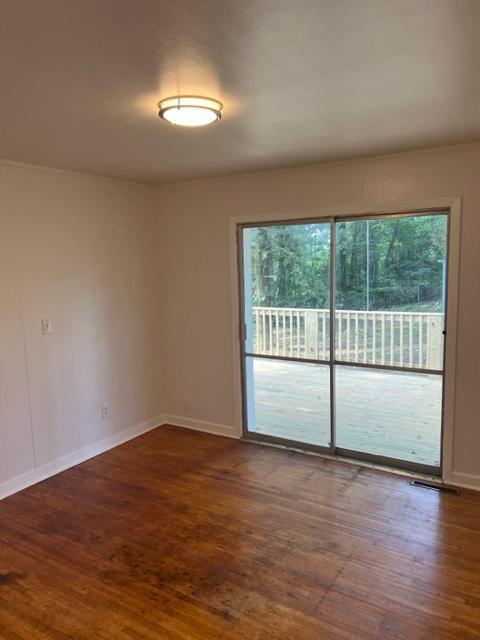 Building Photo - 641 26th Ave NW