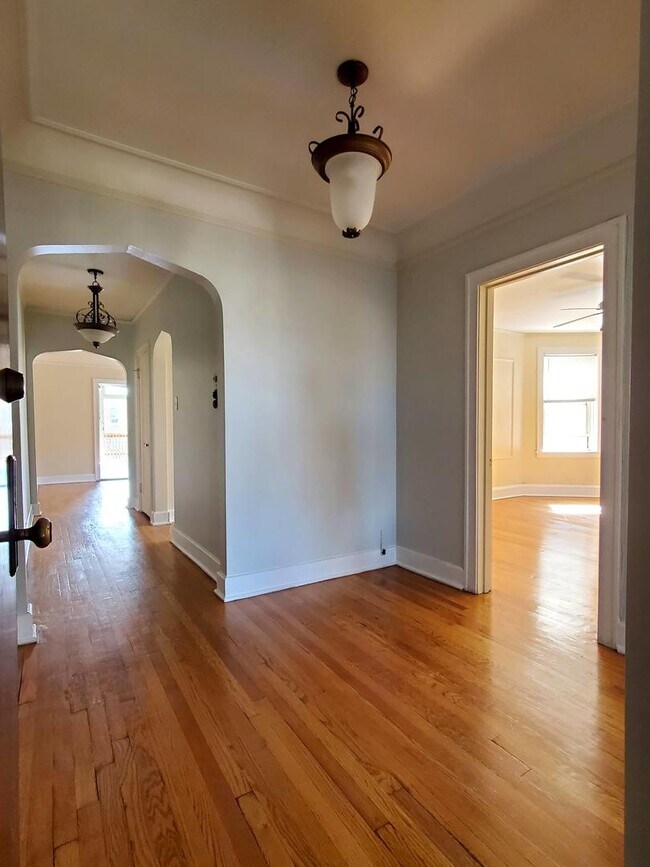 Foto del edificio - 6113 N Francisco Ave