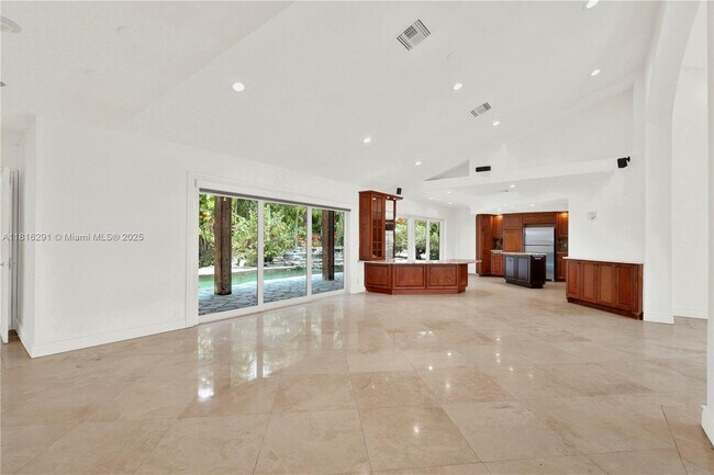 Foto del edificio - 7405 SW 134th St