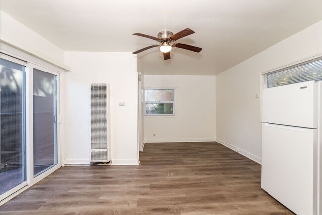 Building Photo - 2107MONTGOMERYDRIVE (L)