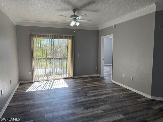 Building Photo - 11490 Villa Grand
