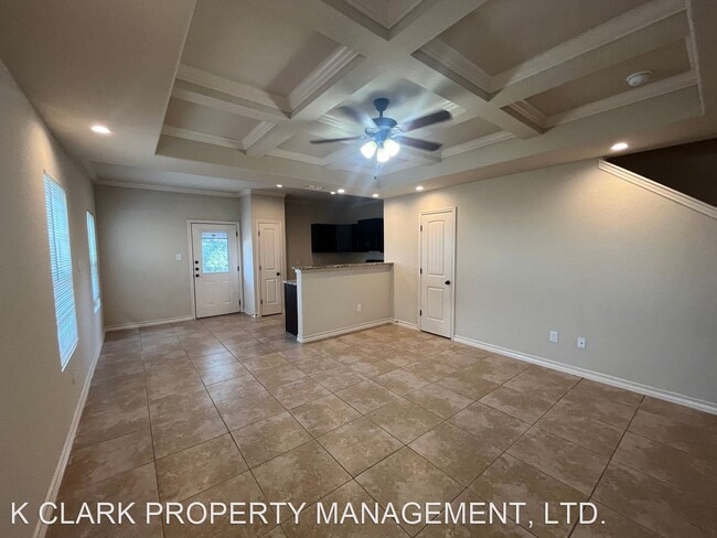 Building Photo - 3 br, 2.5 bath House - 7117 MICAYLA COVE #101