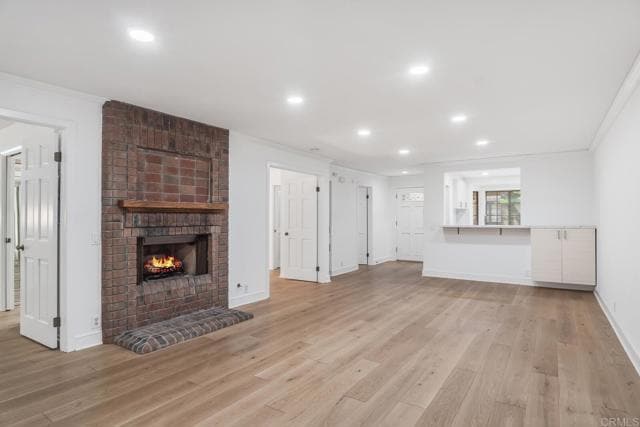 Building Photo - 8880 Villa La Jolla Dr