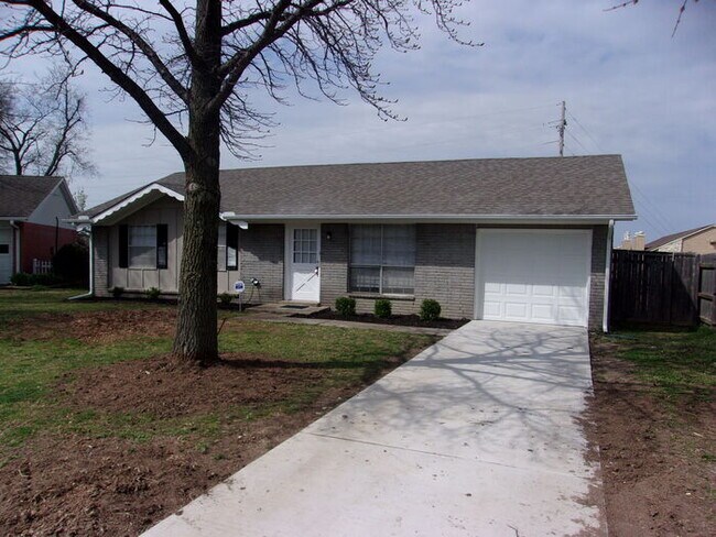 Foto del edificio - Call 918-921-9955 To Schedule Your Showing Now!