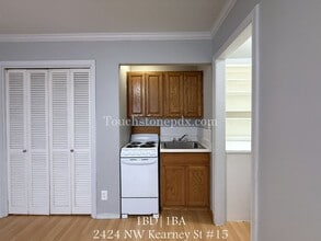 Building Photo - 2424 NW Kearney St