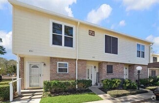 Building Photo - 14515 Wunderlich Dr