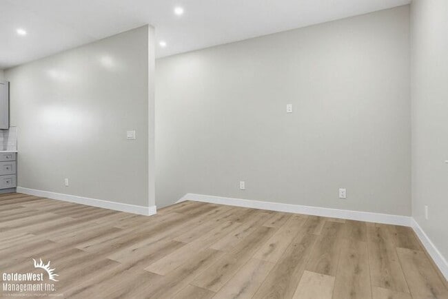 Foto del edificio - Beautifully Renovated 4Bdm 2Ba Home with Modern Finishes in San Diego!