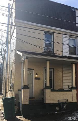Primary Photo - 520 E Morton St