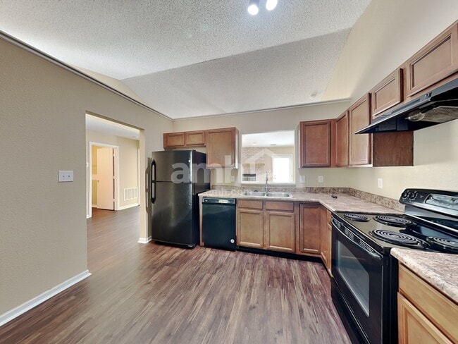 Foto del edificio - 3742 Laurel Cherry Ln