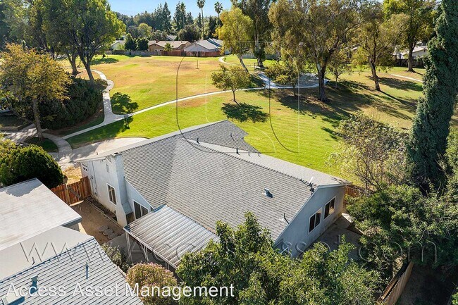 Building Photo - 4 br, 2 bath House - 10165 Jamaica Cir