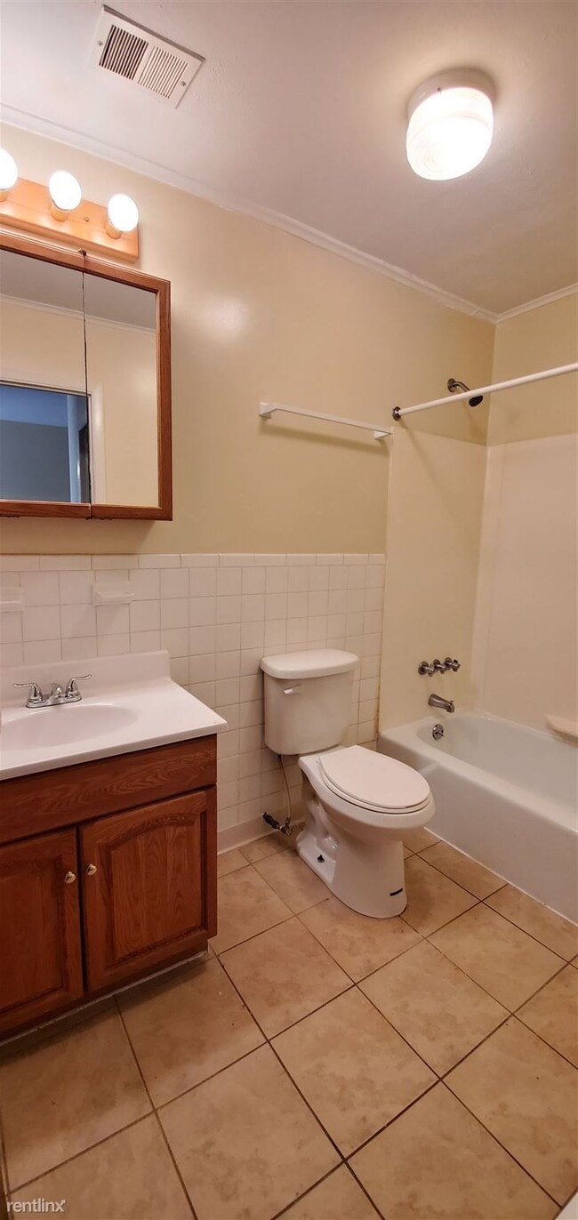 Building Photo - 1 br, 1 bath  - 60 Donna Dr