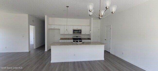 Foto del edificio - 457 Wiltshire Ave SW