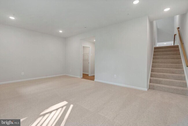 Foto del edificio - 6947 Gladebrook Rd