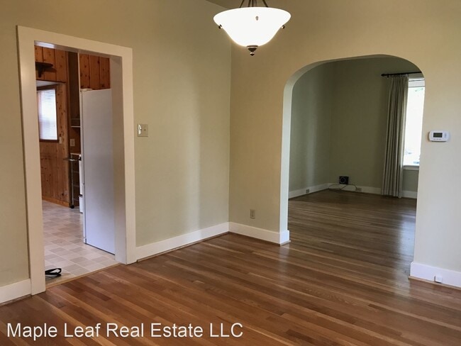Foto del edificio - 2 br, 1 bath House - 504 N 76th St