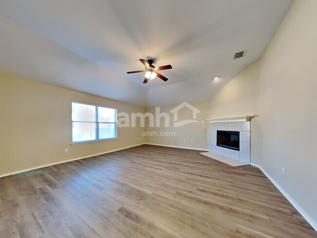 Foto del edificio - 1349 Illinois Ave