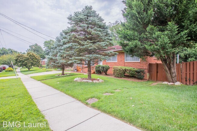 Building Photo - 3 br, 4 bath House - 4014 Highview Dr