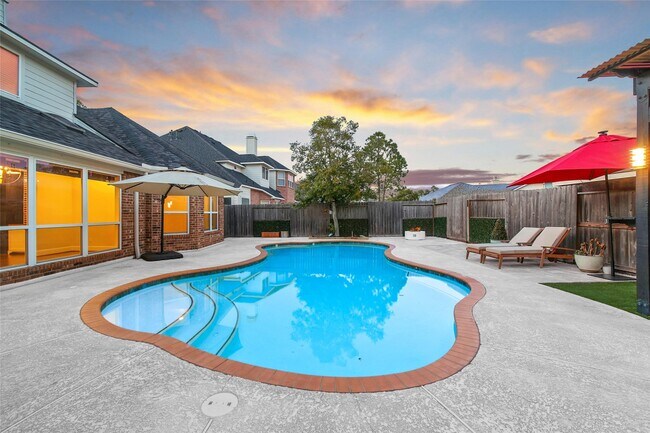 Building Photo - 20730 Windrose Bend Dr