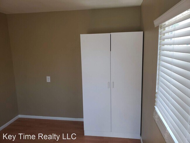 Building Photo - 2 br, 2 bath House - 864 Palo Verde Drive
