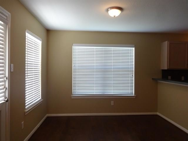 Building Photo - 3401 Stratford Ln