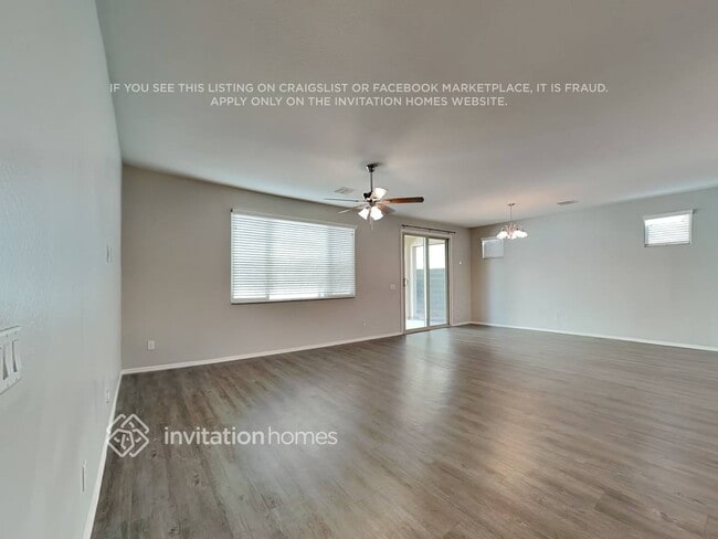 Building Photo - 16524 W Jenan Dr