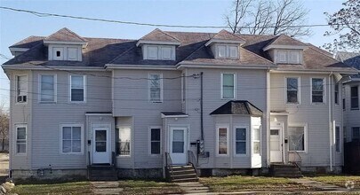 Building Photo - 723 W 3rd St