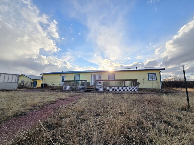 Foto del edificio - Awesome 4 Bedroom Ranch Home with Room for...