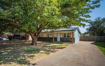 Building Photo - 5313 25th St