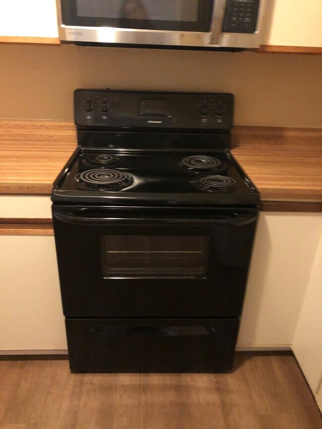 Foto del edificio - 1176 Windham Ct