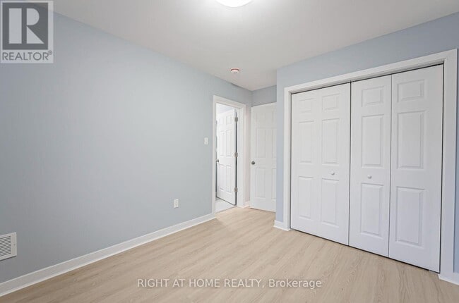 Building Photo - 250 Beechy Dr