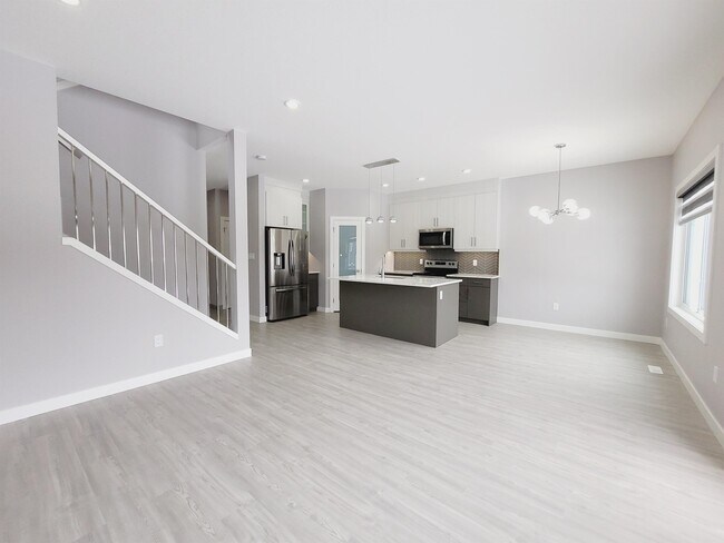 Building Photo - 20626-2094A 94a Ave NW