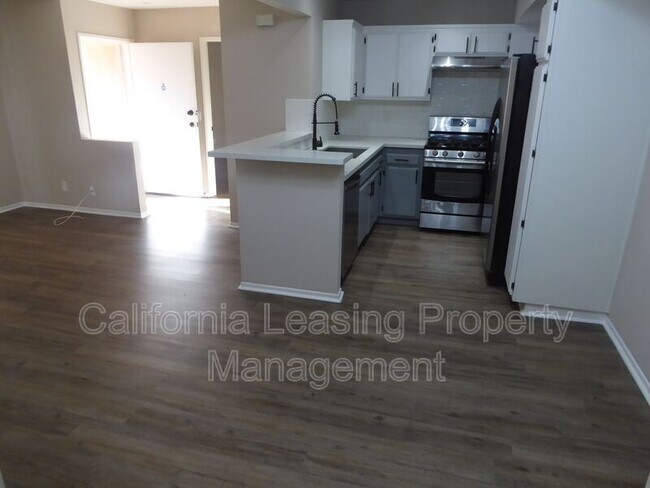 Building Photo - 24429 Valle Del Oro