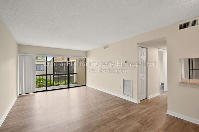 Foto del edificio - 3282 S Semoran Blvd