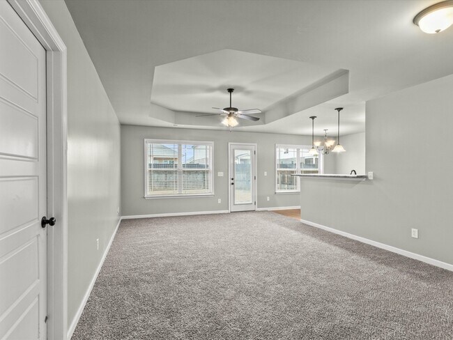 Foto del edificio - 148 Walkers Hill Rd