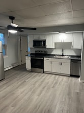 Building Photo - 504 North Ave