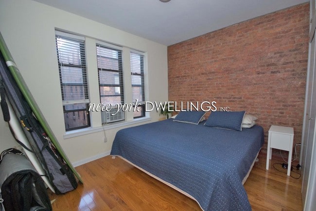 Building Photo - 624 11th Street