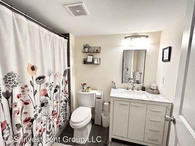 Foto del edificio - 3 br, 3 bath House - 837 Cameron St.