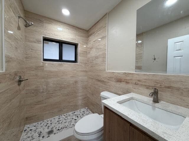 Building Photo - 53 NE 16th Pl