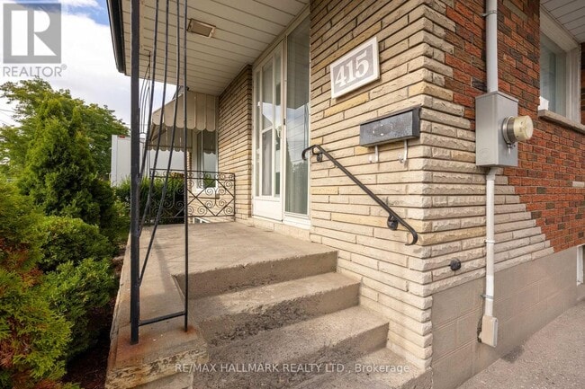 Building Photo - 415 Stevenson Rd N