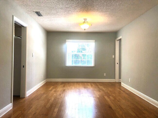 Foto del edificio - WINTER PARK POOL HOME WITH WINTER PARK SCHOOLS! (Orange County Winter Park Schools)
