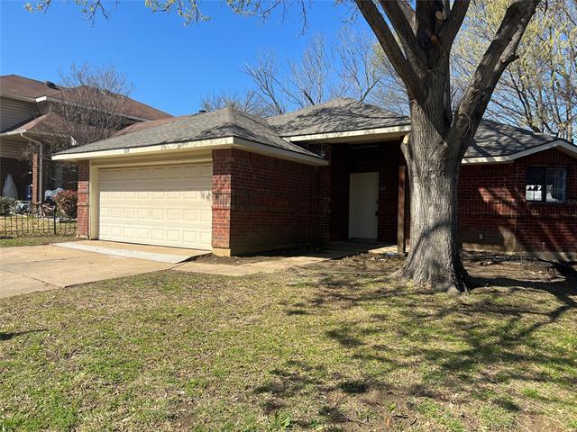 Building Photo - 819 Lovingham Dr