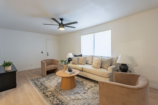 Building Photo - 2nd floor unit with all the upgrades!