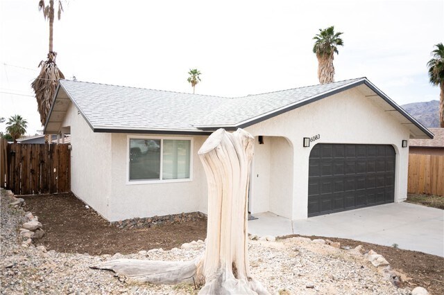 Foto del edificio - 6083 Chia Ave