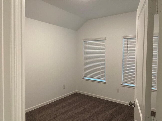 Building Photo - 3734 Butterfly Breeze Ln