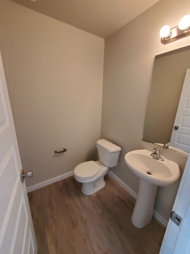 2015 Lawrence Ln, Blackfoot, ID 83221 Townhome Rentals in Blackfoot