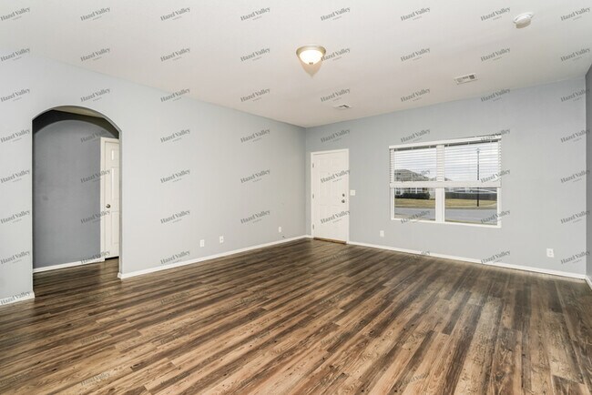 Foto del edificio - 3725 S 154th E Ave