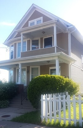 Building Photo - 332 West St