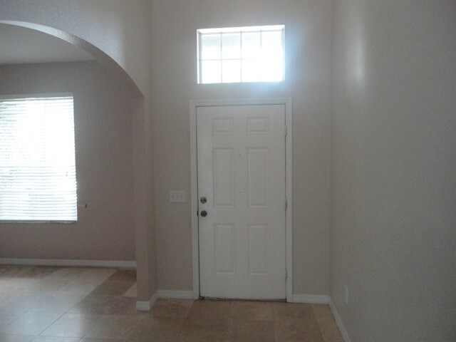 Building Photo - 15534 Lake Bella Vista Drive