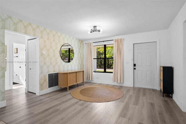 Foto del edificio - 2515 NE 207th St