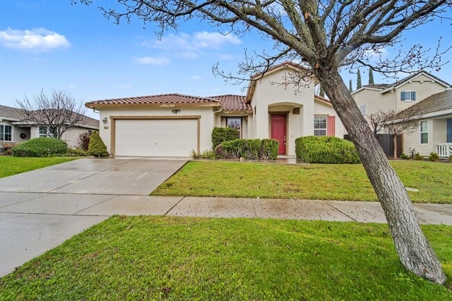 Building Photo - Your Next Adventure Starts Here: 3+ Bed, 2 Bath Home in Marysville