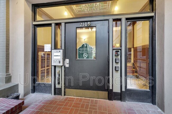 Foto del edificio - 2109 NW Irving St